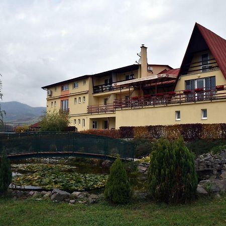 Penzion Koruna Nitrianske Rudno Exteriér fotografie